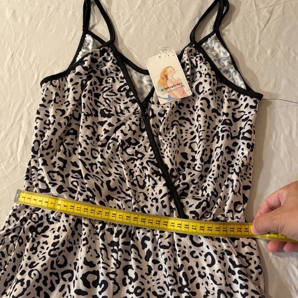 Chic Animal Print Jumpsuit - Picture 13 of 14